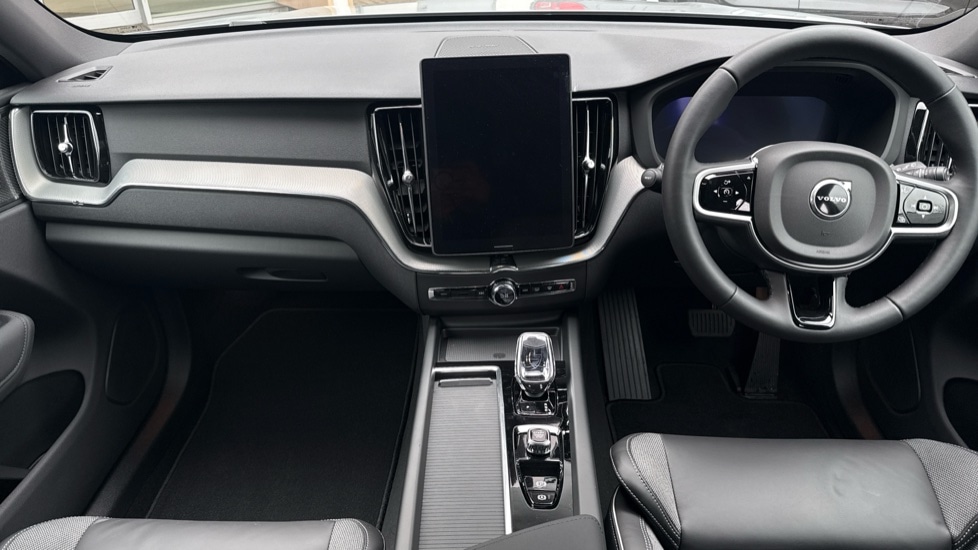 Used Volvo XC60 2026 for sale - 77797760: Photo 5