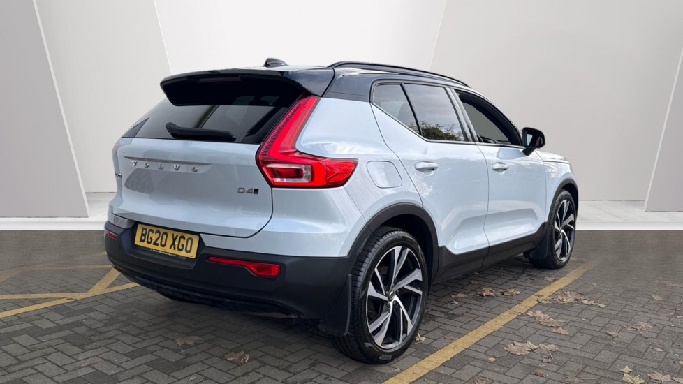 Used Volvo XC40 2020 for sale - 76842005: Photo 2