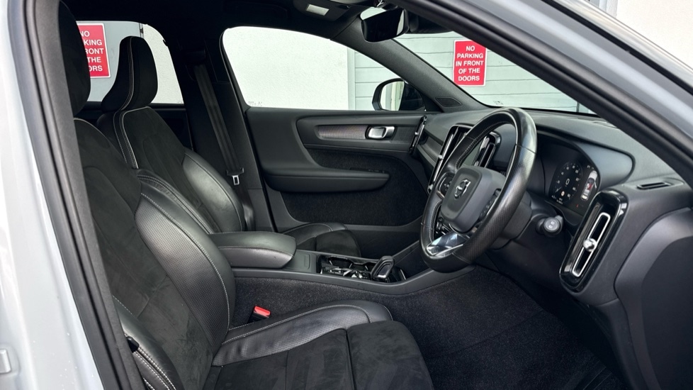 Used Volvo XC40 2020 for sale - 76842005: Photo 37