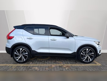 Used Volvo XC40 2020 for sale - 76842005: Photo