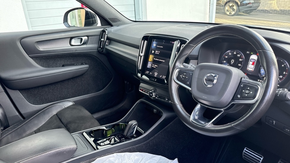 Used Volvo XC40 2020 for sale - 76842005: Photo 4