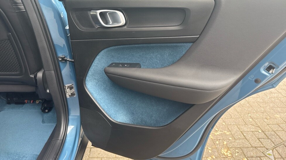 Used Volvo C40 2023 for sale - 78102915: Photo 19