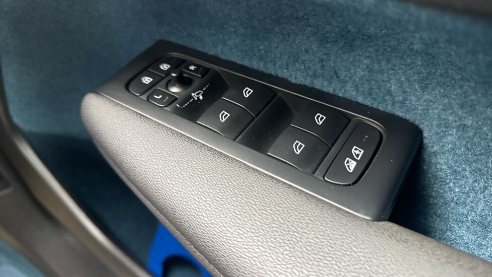 Used Volvo C40 2023 for sale - 78102915: Photo 36