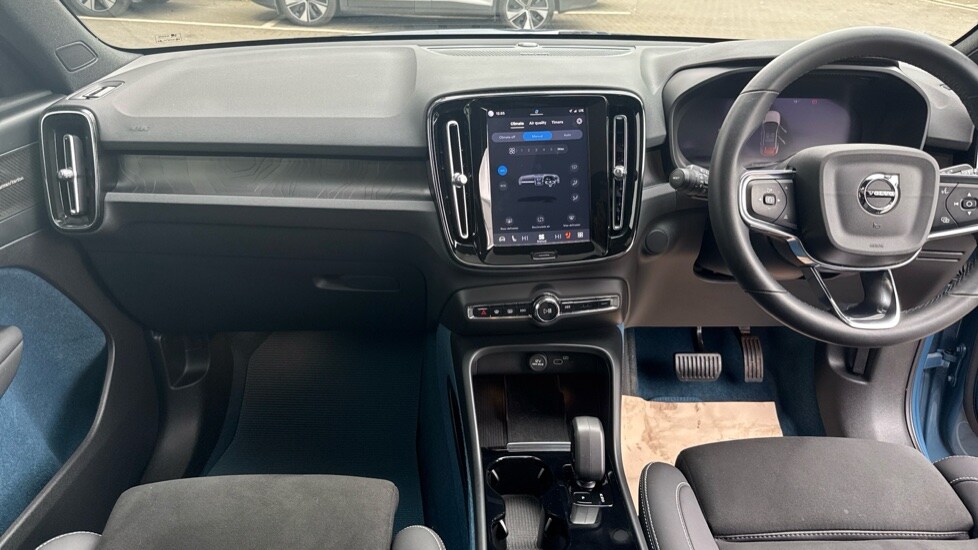 Used Volvo C40 2023 for sale - 78102915: Photo 5