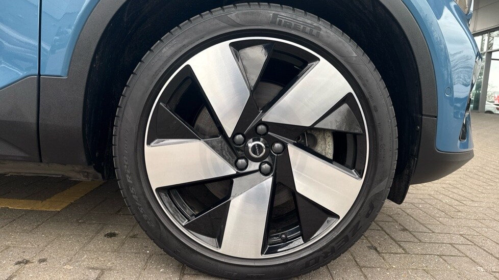 Used Volvo C40 2023 for sale - 78102915: Photo 9