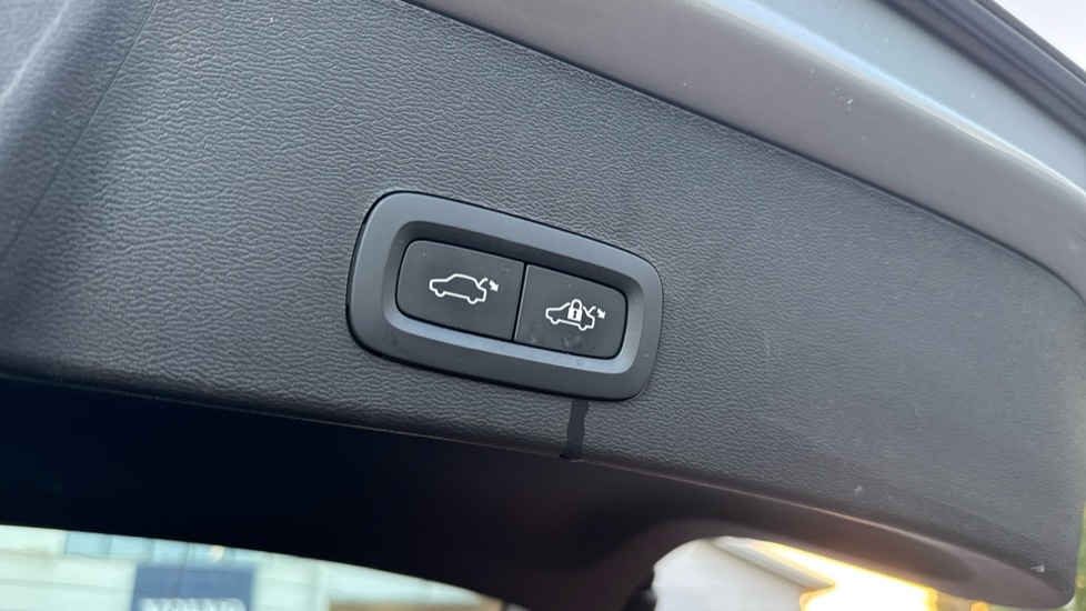 Used Volvo XC40 2023 for sale - 76696390: Photo 18