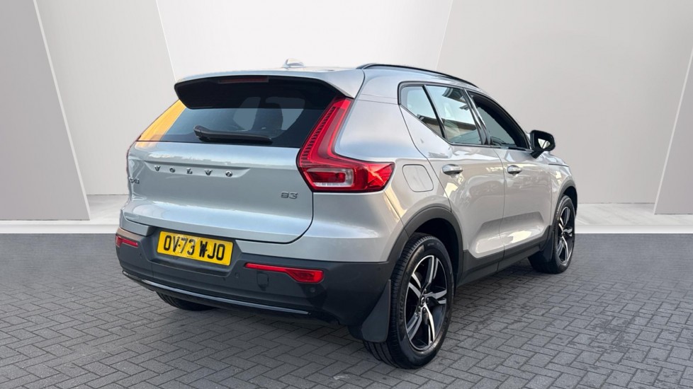 Used Volvo XC40 2023 for sale - 76696390: Photo 2