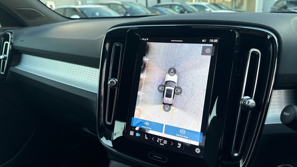 Used Volvo XC40 2023 for sale - 76696390: Photo 48