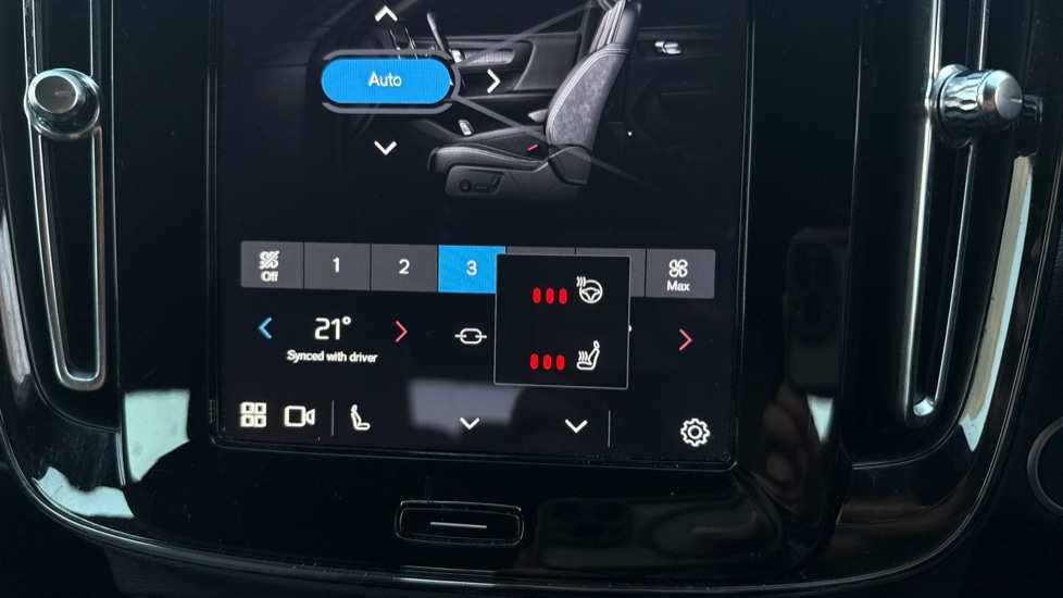 Used Volvo XC40 2023 for sale - 76696390: Photo 51