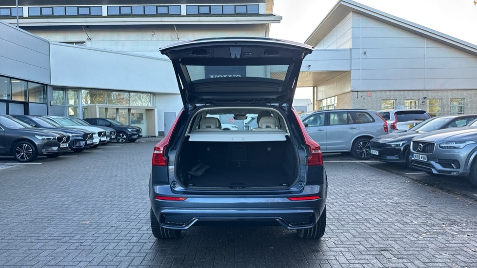 Used Volvo XC60 2025 for sale - 76942929: Photo 13