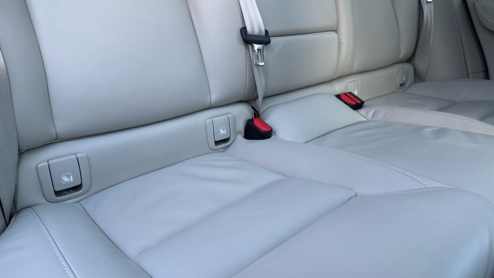 Used Volvo XC60 2025 for sale - 76942929: Photo 17