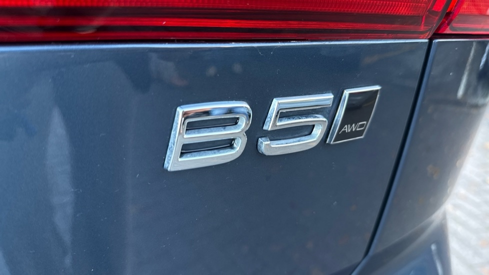 Used Volvo XC60 2025 for sale - 76942929: Photo 21