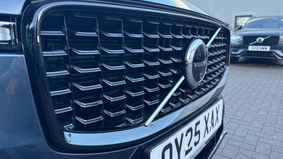 Used Volvo XC60 2025 for sale - 76942929: Photo 34