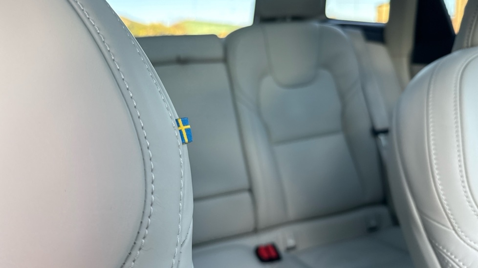 Used Volvo XC60 2025 for sale - 76942929: Photo 49