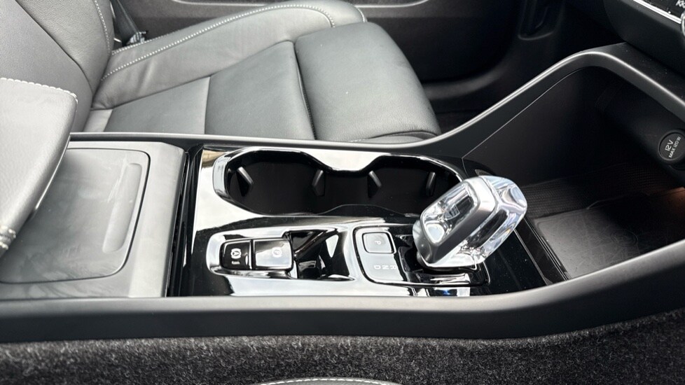 Used Volvo XC40 2025 for sale - 75921912: Photo 15