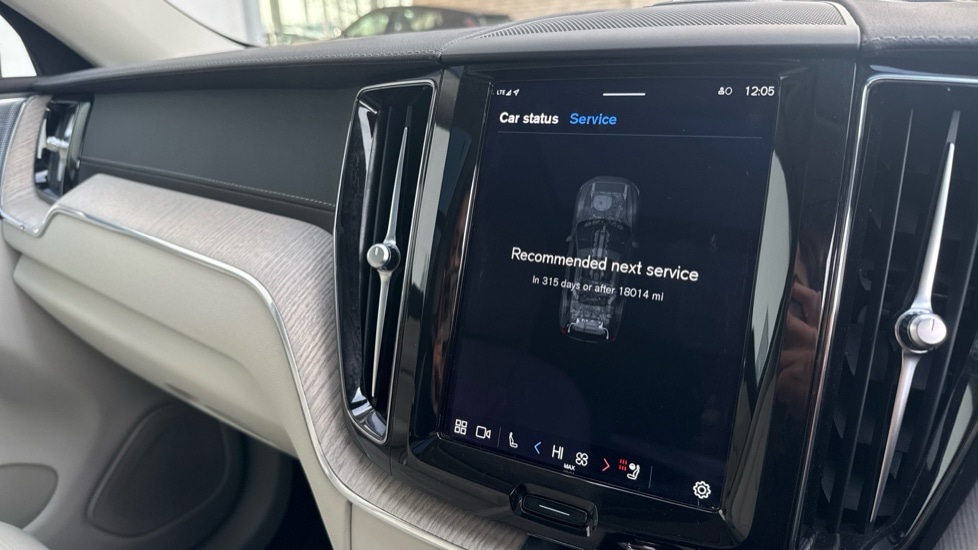 Used Volvo XC60 2022 for sale - 76942976: Photo 14