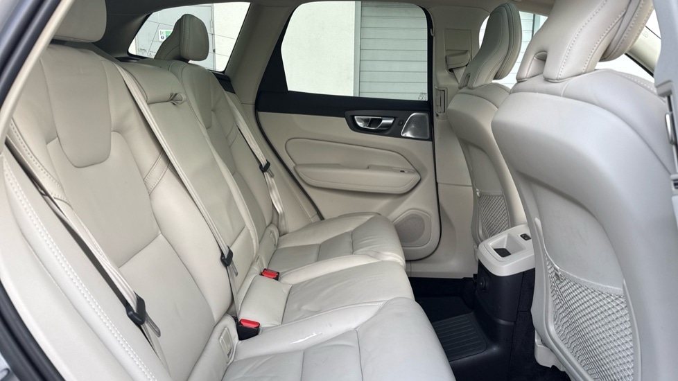 Used Volvo XC60 2022 for sale - 76942976: Photo 26