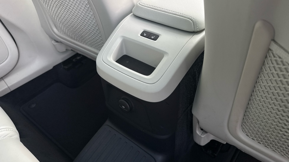 Used Volvo XC60 2022 for sale - 76942976: Photo 28