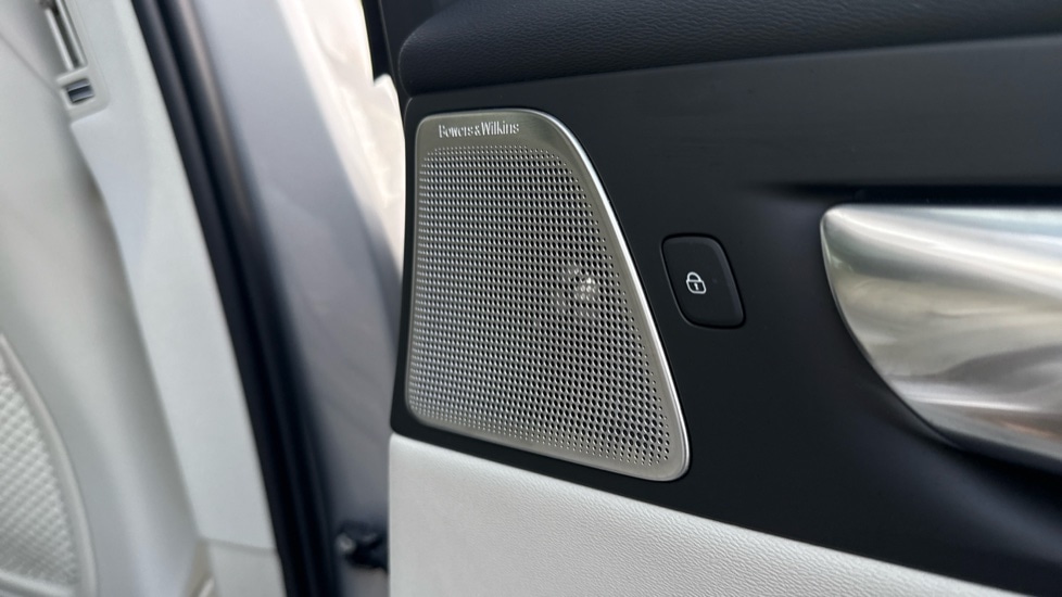 Used Volvo XC60 2022 for sale - 76942976: Photo 29