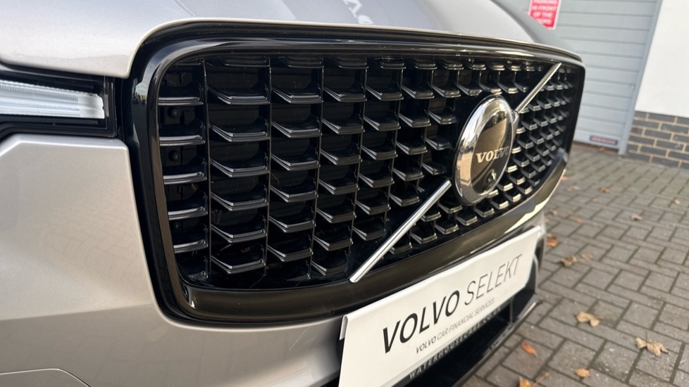 Used Volvo XC60 2022 for sale - 76942976: Photo 35