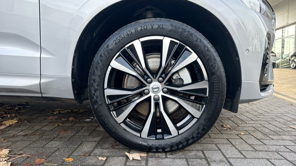 Used Volvo XC60 2022 for sale - 76942976: Photo 9