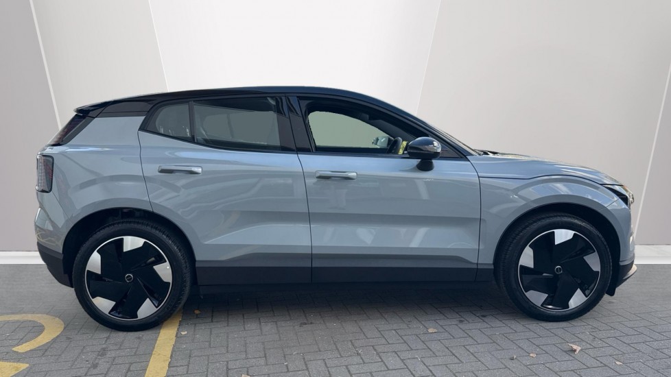 Used Volvo EX30 2025 for sale - 76033834: Photo 3