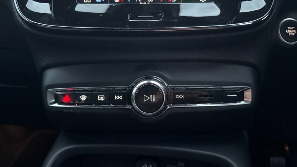 Used Volvo XC40 2024 for sale - 77457768: Photo 44