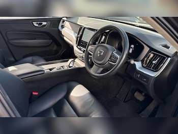Used Volvo XC60 2022 for sale - 78080943: Photo