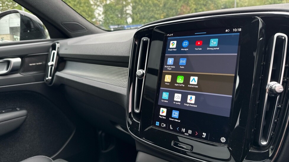 Used Volvo XC40 2023 for sale - 76092102: Photo 12