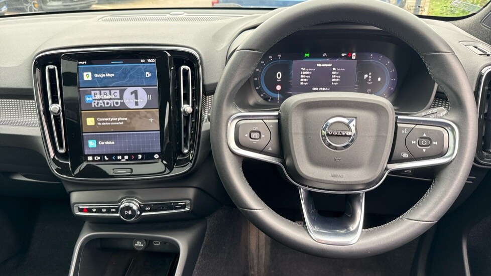 Used Volvo XC40 2023 for sale - 76092102: Photo 42