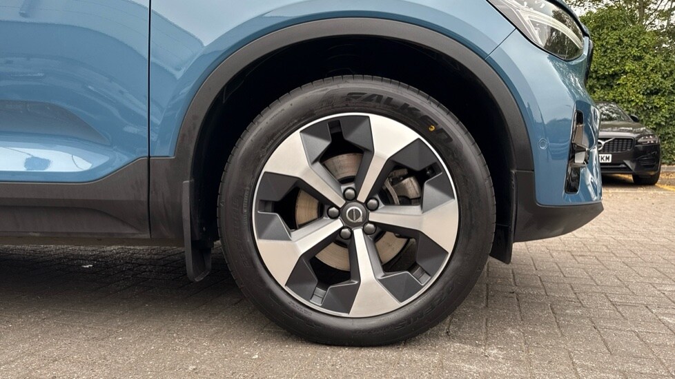 Used Volvo XC40 2023 for sale - 76092102: Photo 9