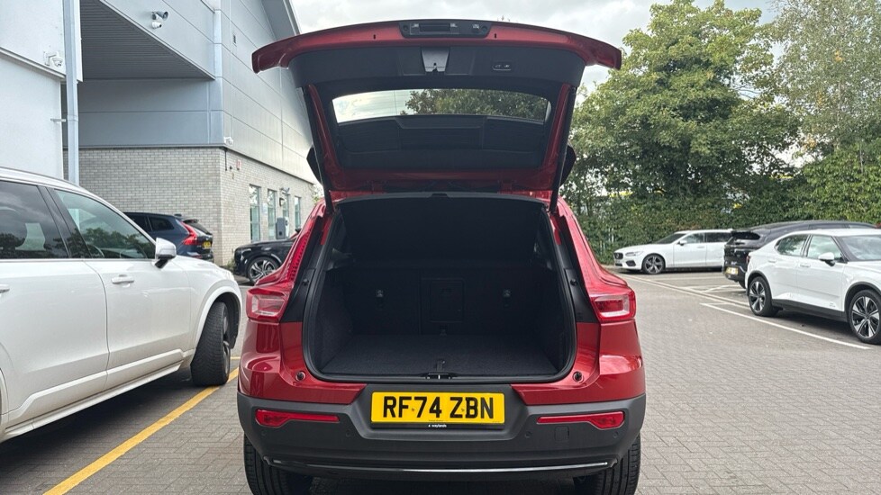 Used Volvo XC40 2025 for sale - 75921916: Photo 13