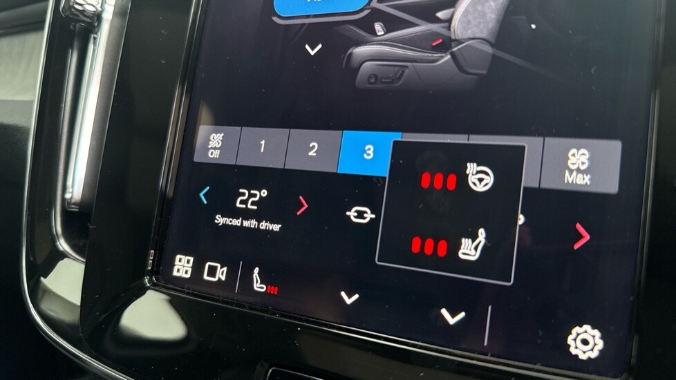 Used Volvo XC40 2025 for sale - 75921916: Photo 16