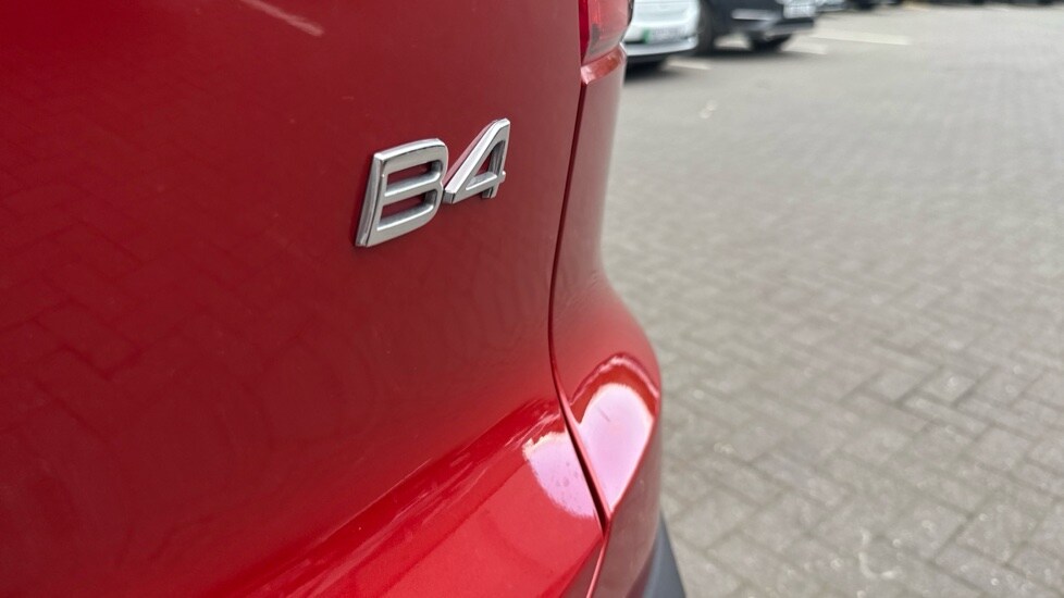 Used Volvo XC40 2025 for sale - 75921916: Photo 42