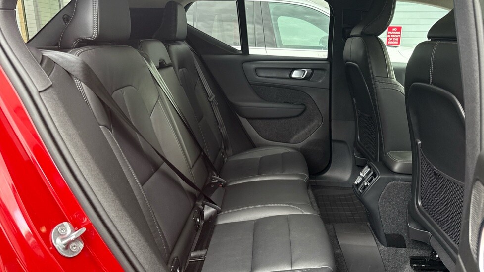 Used Volvo XC40 2025 for sale - 75921916: Photo 6