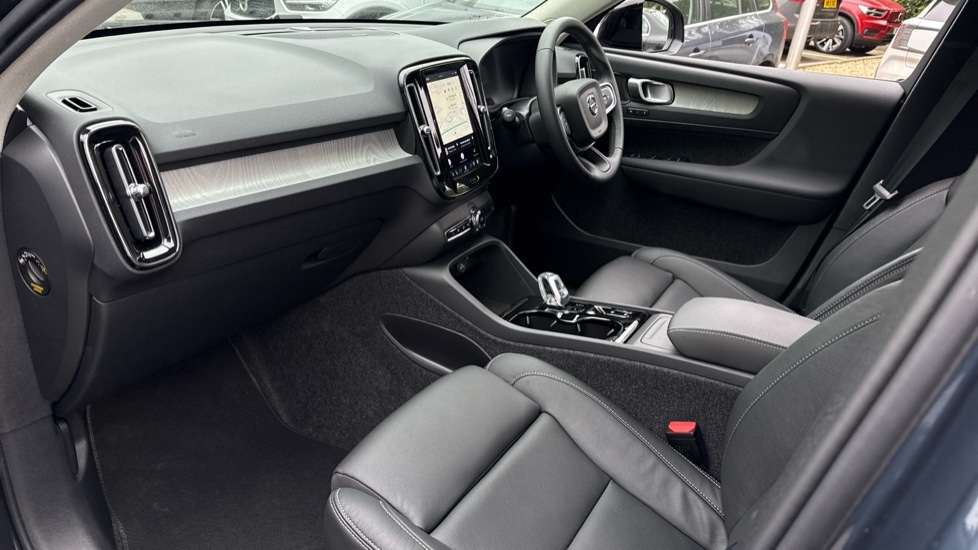 Used Volvo XC40 2026 for sale - 78094576: Photo 33