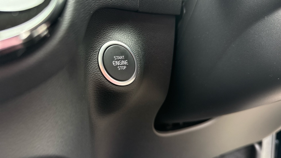 Used Volvo XC40 2026 for sale - 78094576: Photo 45