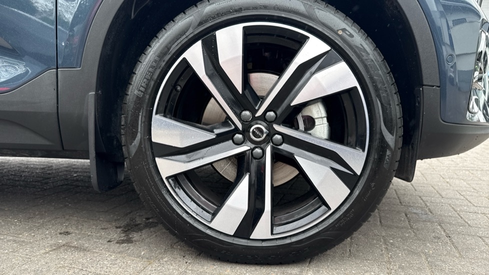 Used Volvo XC40 2026 for sale - 78094576: Photo 9