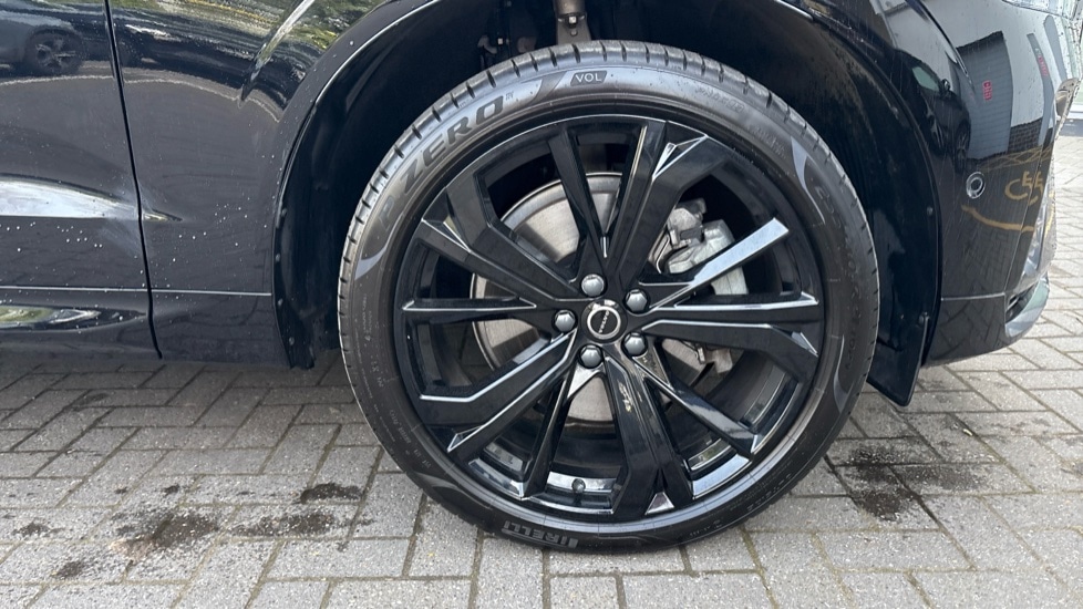 Used Volvo XC60 2025 for sale - 78036723: Photo 24