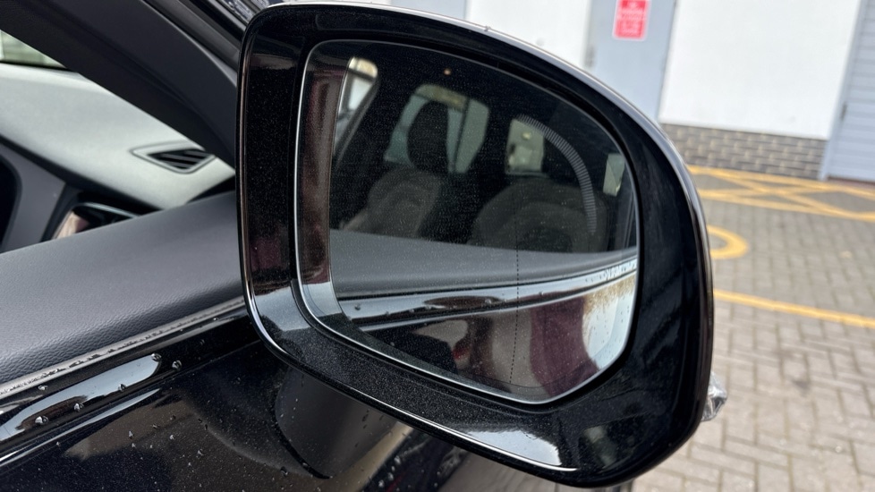 Used Volvo XC60 2025 for sale - 78036723: Photo 27