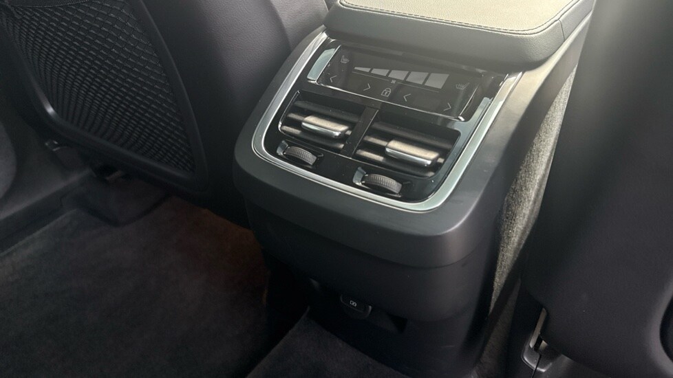 Used Volvo XC90 2023 for sale - 77786141: Photo 36