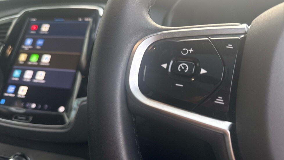 Used Volvo XC90 2023 for sale - 77786141: Photo 43