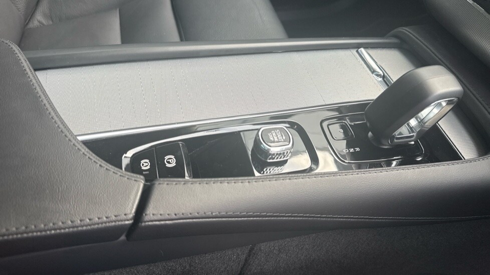 Used Volvo XC90 2023 for sale - 77786141: Photo 46