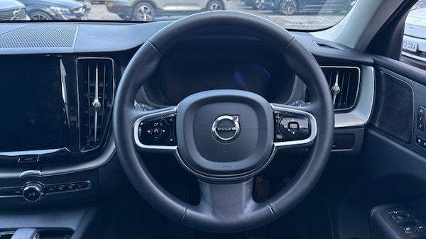 Used Volvo XC60 2024 for sale - 75745716: Photo 10