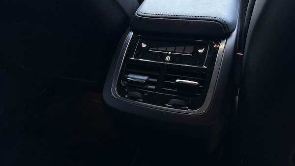 Used Volvo XC60 2024 for sale - 75745716: Photo 33