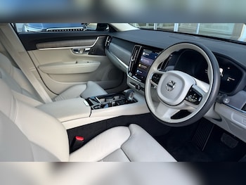 Used Volvo V90 2024 for sale - 77367032: Photo