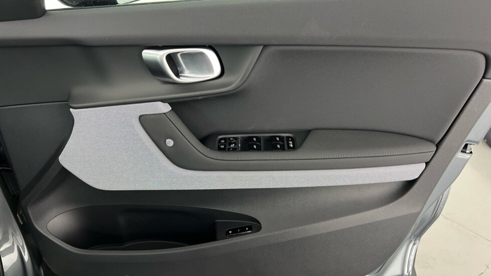 Used Polestar Polestar 2 2025 for sale - 77979069: Photo 33