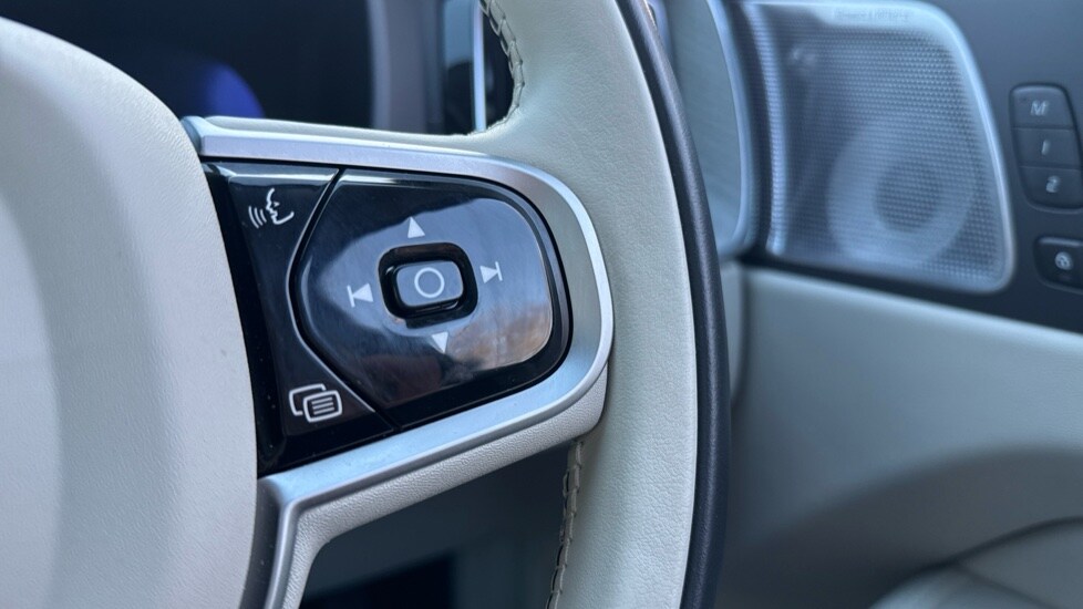 Used Volvo XC60 2025 for sale - 77339293: Photo 57