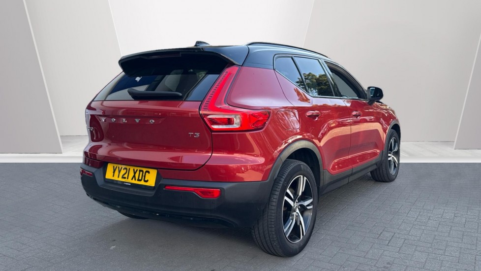 Used Volvo XC40 2021 for sale - 76523527: Photo 2