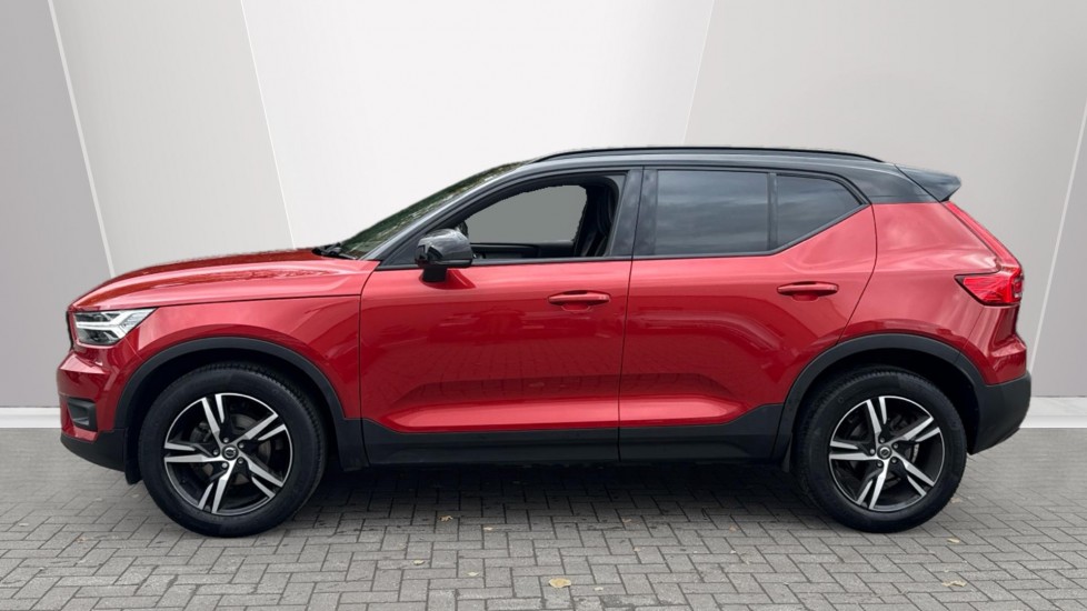 Used Volvo XC40 2021 for sale - 76523527: Photo 3